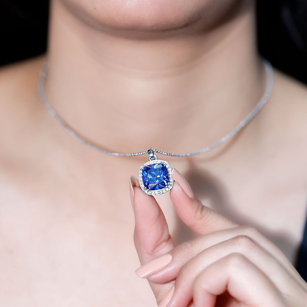 Certified 9 Carat Cushion Lab Grown Blue Sapphire Halo Necklace