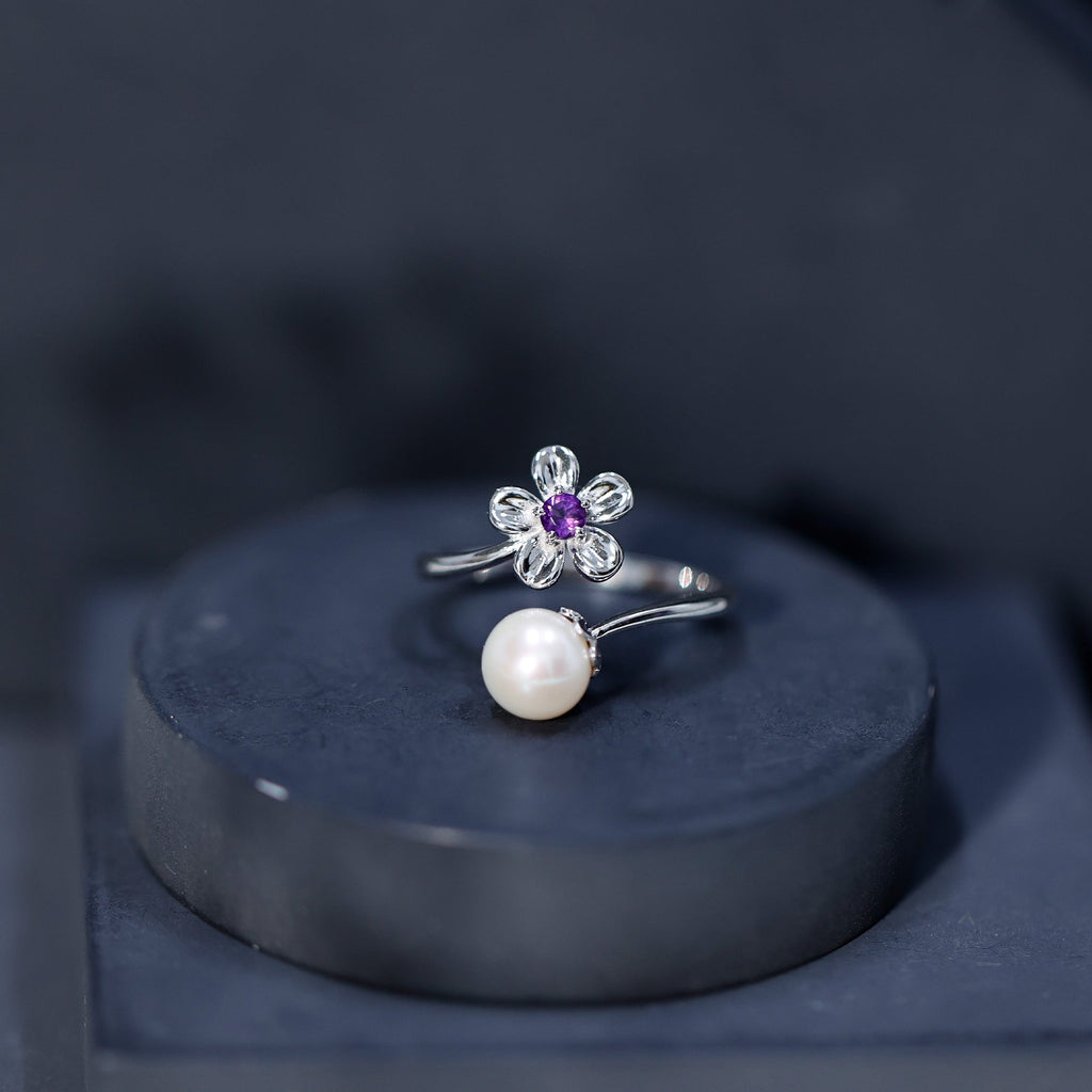 Cultured 3 Carat Freshwater Pearl Flower Ring with Amethyst
