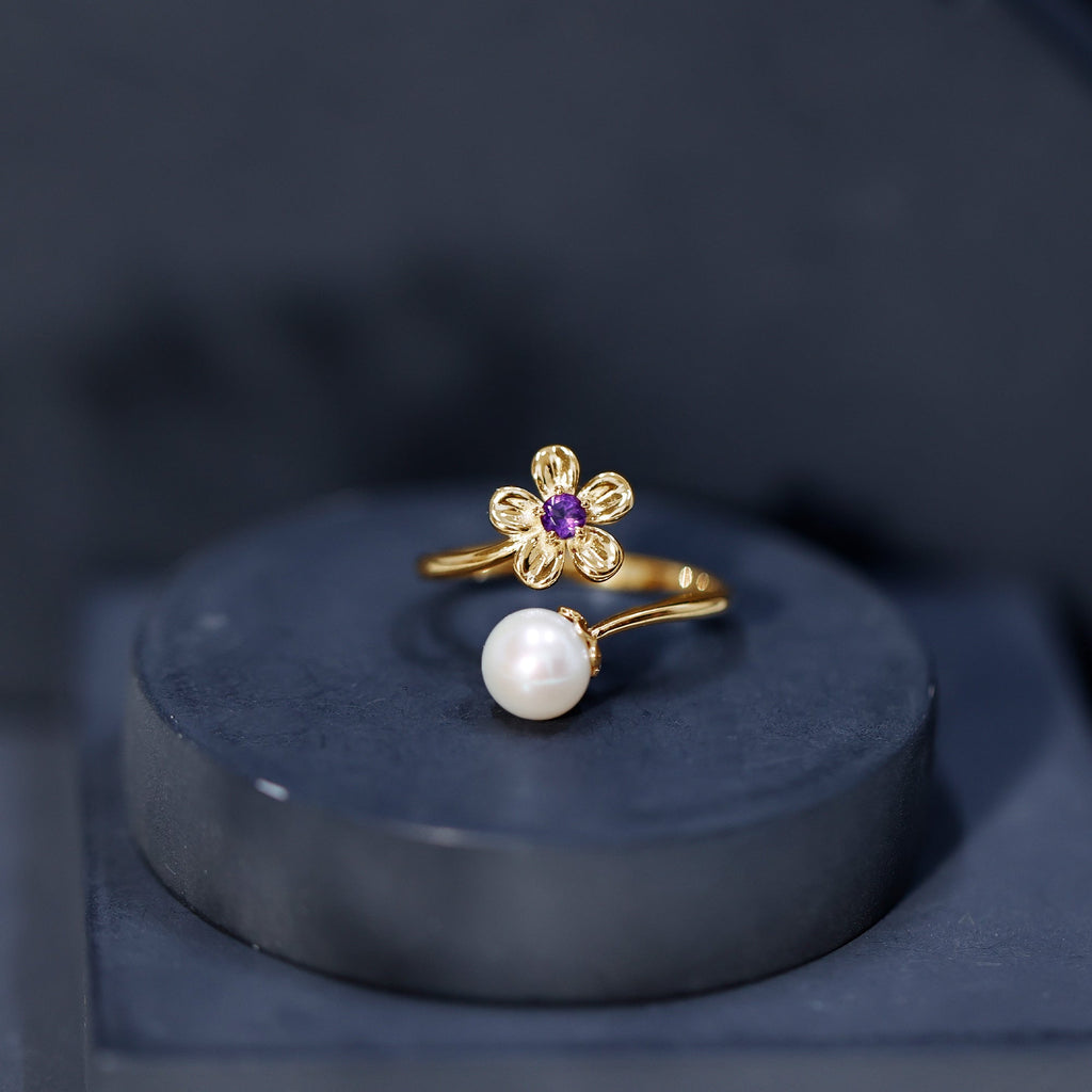 Cultured 3 Carat Freshwater Pearl Flower Ring with Amethyst