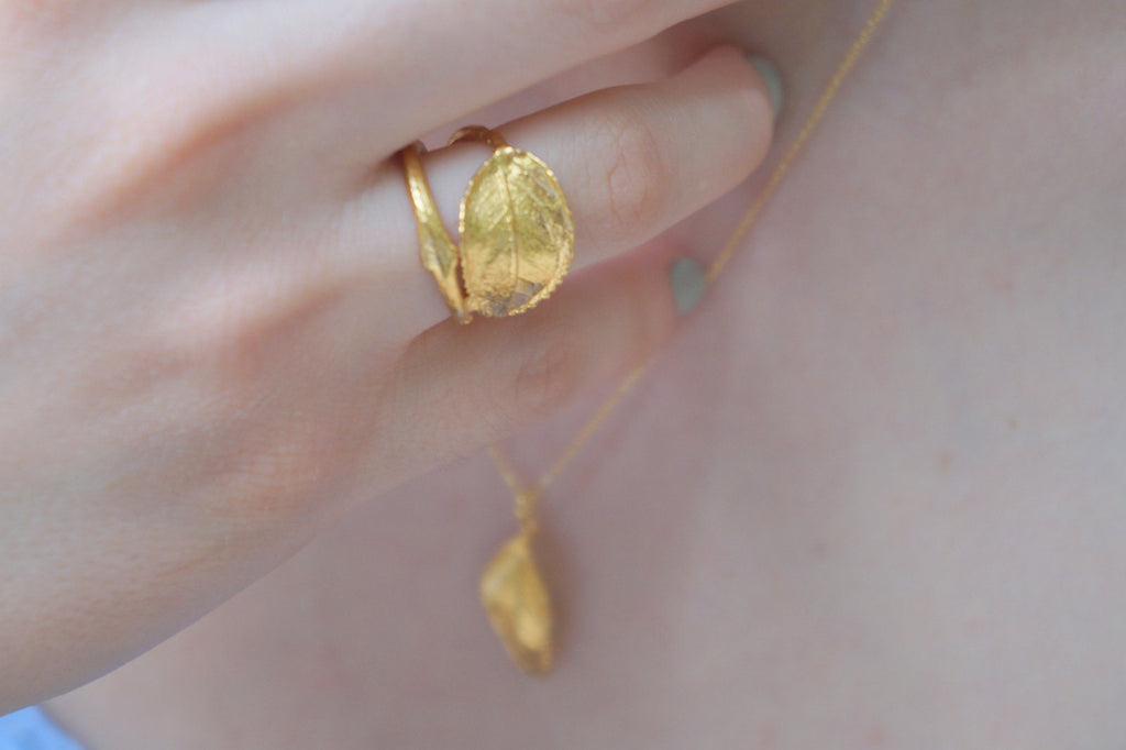 Solid Gold Rose Leaf Ring, Handmade Nature Jewelry, Organic Forest Band, Boho Gift for Luck & Passion, Real Gold (9K, 14K, 18K)
