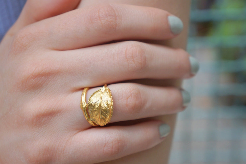 Solid Gold Rose Leaf Ring, Handmade Nature Jewelry, Organic Forest Band, Boho Gift for Luck & Passion, Real Gold (9K, 14K, 18K)