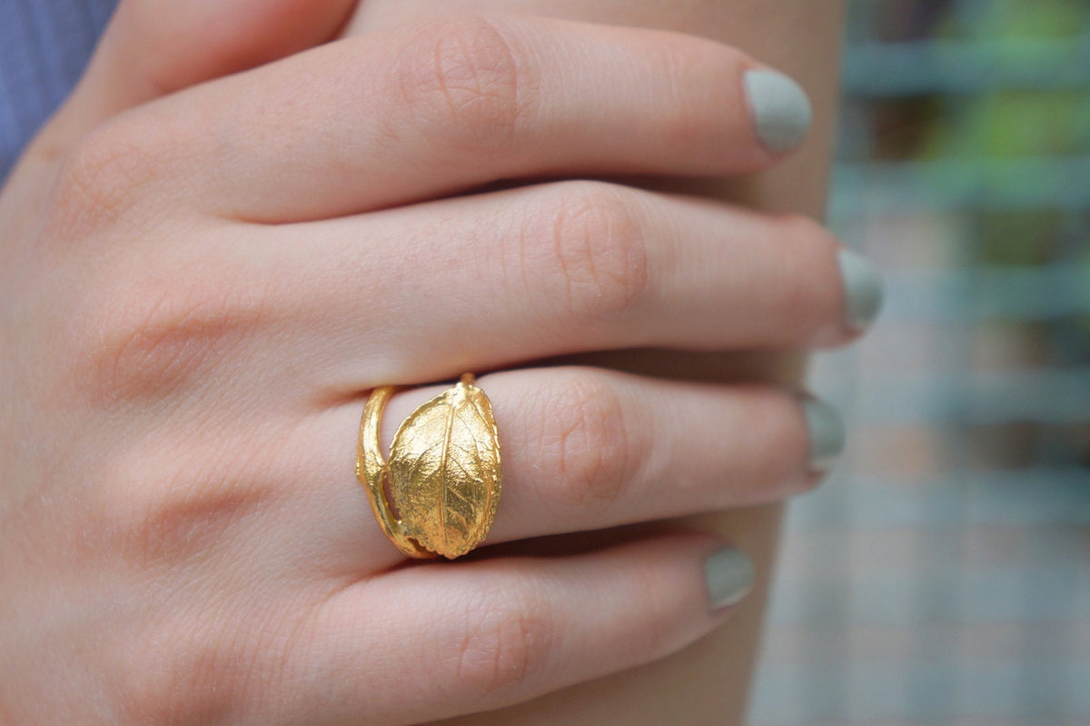 Solid Gold Rose Leaf Ring, Handmade Nature Jewelry, Organic Forest Band, Boho Gift for Luck & Passion, Real Gold (9K, 14K, 18K)